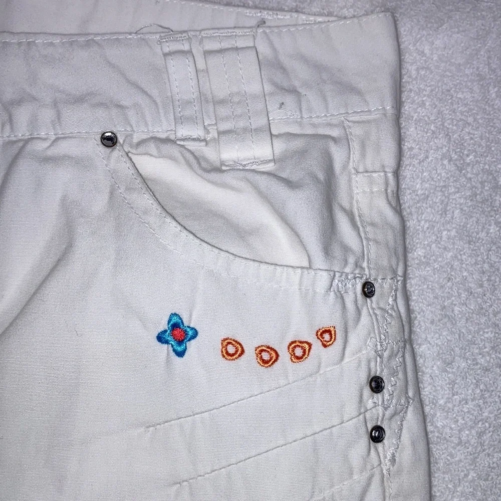 Vintage Mary-Kate and Ashley white embroidered white capris size 16 - Picture 5 of 8